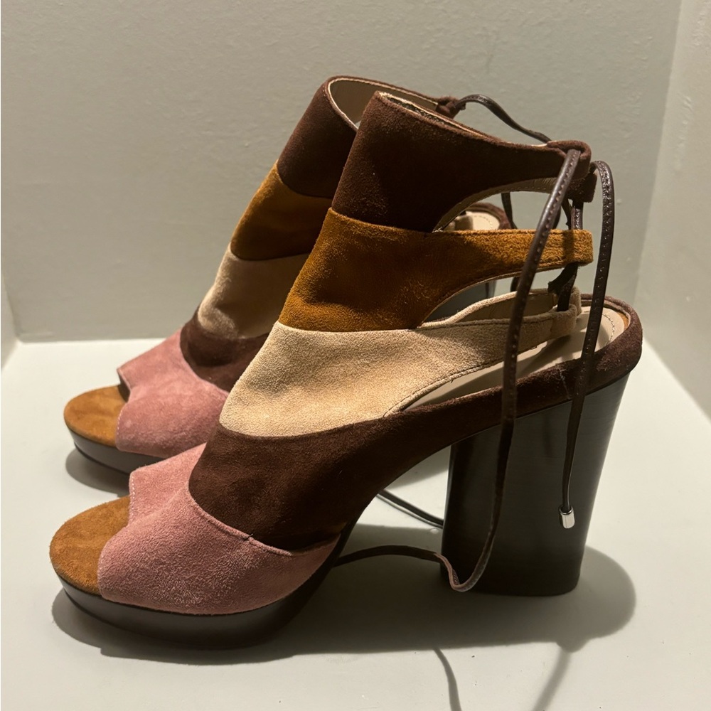 Donald Pliner suede ,color blocked lace up platform heel